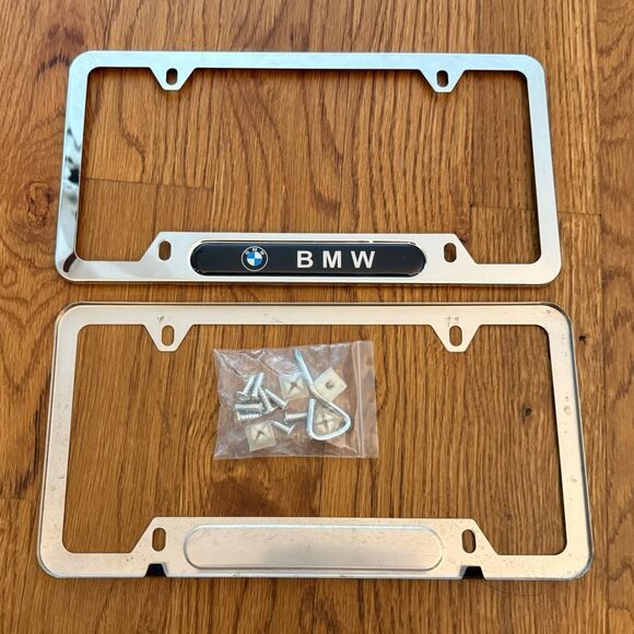 BMW License Plate Frame In Silver Set of 2 NWT - Picture 4 of 6